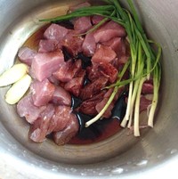 平底鍋自制寶寶肉松∼簡版的做法 步骤1