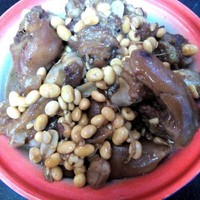 黃豆燜豬蹄的做法 步骤9