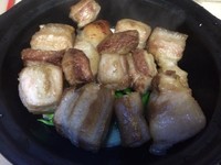 砂鍋紅燒肉的做法 步骤3