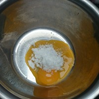 海綿蛋糕（無油，分蛋打發）的做法 步骤1