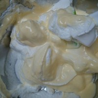 海綿蛋糕（無油，分蛋打發）的做法 步骤9