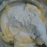 海綿蛋糕（無油，分蛋打發）的做法 步骤10