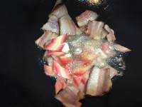 老丁的私房菜-臘肉炒萵筍的做法 步骤6