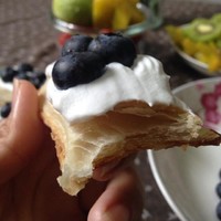 手抓餅版藍莓拿破侖的做法 步骤4