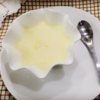 牛奶蒸蛋的做法 步骤1