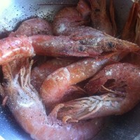 芝士蒜蓉烤阿根廷紅蝦的做法 步骤3