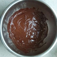 黑森林蛋糕(送給朋友的生日蛋糕)的做法 步骤7
