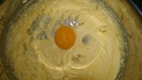 葡萄干蛋酥的做法 步骤2