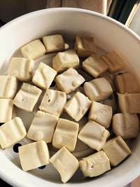 香煎小豆腐的做法 步骤4