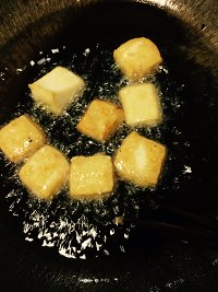香煎小豆腐的做法 步骤5