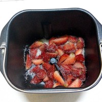 草莓果醬(面包機版)的做法 步骤3