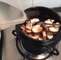 香菇生菜干貝粥的做法 步骤4
