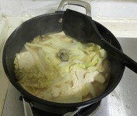 醬牡蠣熬白菜的做法 步骤6