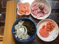 日式培根蝦仁意面的做法 步骤1