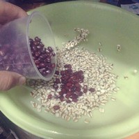 紅豆薏米粥的做法 步骤1