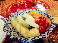 在泰國學廚| 泰式甜辣水果沙拉 Thai spicy mixed friuts salad的做法 步骤2