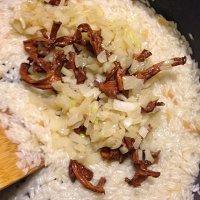 雞油菌燴飯 Chanterelles Risotto 燴飯基礎的做法 步骤7