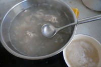 排骨蓮藕湯的做法 步骤3