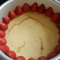 酸奶草莓慕斯的做法 步骤2