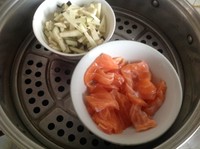 【快手輔食】白菜茄子三文魚飯（10m+）的做法 步骤5