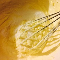 檸檬芝士蛋糕（免烤型）的做法 步骤6