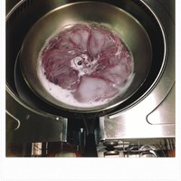 培根蛋汁紫薯面的做法 步骤2