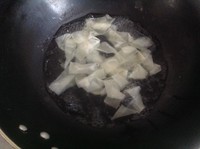 【快手輔食】雞蛋蔬菜炒面皮（12m+）的做法 步骤6