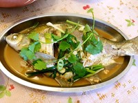 老丁的私房菜-清炖武昌魚的做法 步骤5