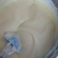 自制老酸奶蛋糕的做法 步骤6
