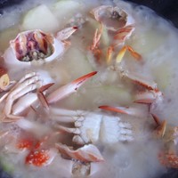 冬瓜螃蟹湯的做法 步骤4