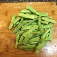 醬燜扁豆的做法 步骤2