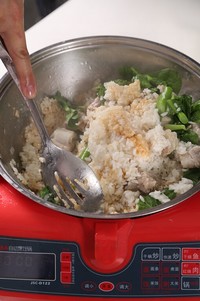 自動烹飪鍋簡單做煲仔排骨飯-捷賽私房菜的做法 步骤7