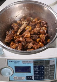 自動烹飪鍋做栗子燜雞-捷賽私房菜的做法 步骤5