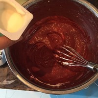 red velvet 版紅絲絨蛋糕的做法 步骤5
