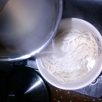 大蒜小湯面的做法 步骤5