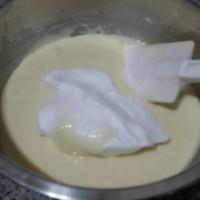 無油版~杏仁海綿蛋糕的做法 步骤4