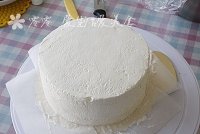 漸變奶油裱花生日蛋糕的做法 步骤5