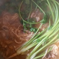 韓式泡菜肥牛鍋的做法 步骤3