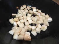 杏鮑菇黑胡椒牛肉粒~老丁的私房菜的做法 步骤4