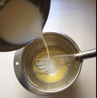 奶黃餡牛奶湯圓的做法 步骤2