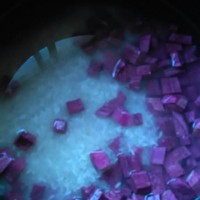 紫薯糯米桂花粥的做法 步骤2