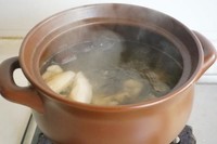 菌菇炖雞湯的做法 步骤4