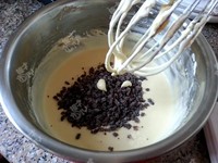 【黑莓奶香小蛋糕】濃香奶味，綿厚口感，冬季下午茶佳品的做法 步骤7