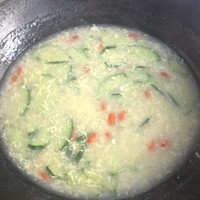 黃瓜雞蛋面糊湯的做法 步骤5