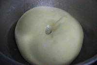 培根沙拉面包的做法 步骤9