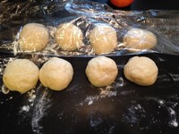 奶香芋泥小面包的做法 步骤2