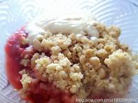 草莓大黃松仁香酥派－Strawberry and Rhubarb Crumble的做法 步骤8