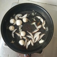 香菇小白菜丸子湯的做法 步骤5