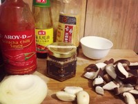 辣味XO醬蒸香菇（微波爐快手版）的做法 步骤1