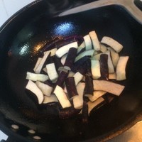 五花肉茄子煲（韓式石鍋版）的做法 步骤5